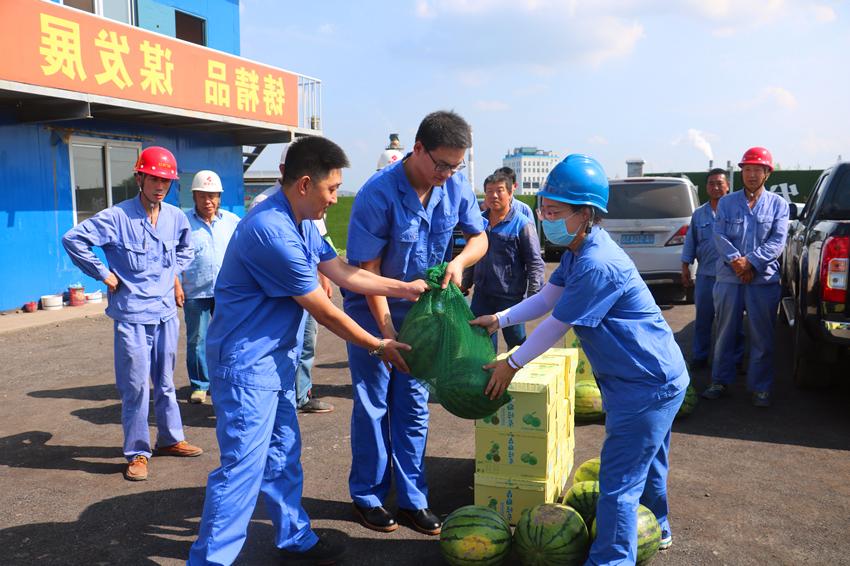 �?�?5日）“送清凉”慰问活动照片_副本.jpg